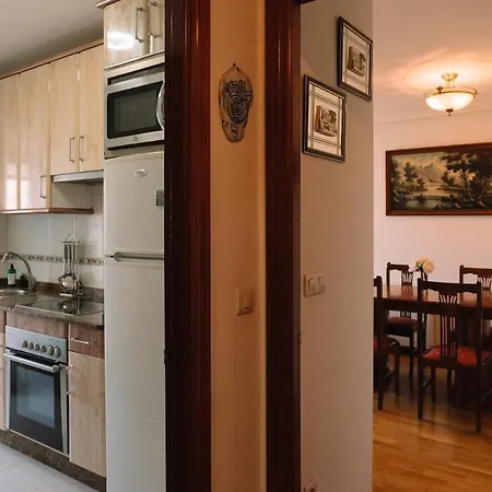 Daire Economico Y Al Lado Del Mar By Baiona